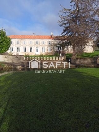  Maison � vendre 9 pi�ces 305 m�