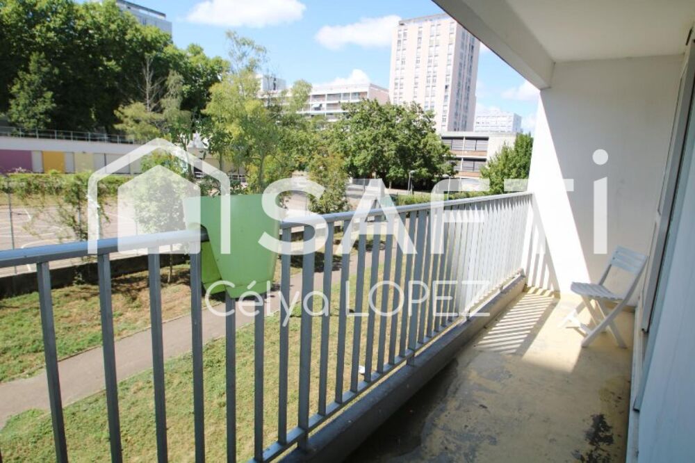 T4 85 m² à rénover  Balcon, cave, parking