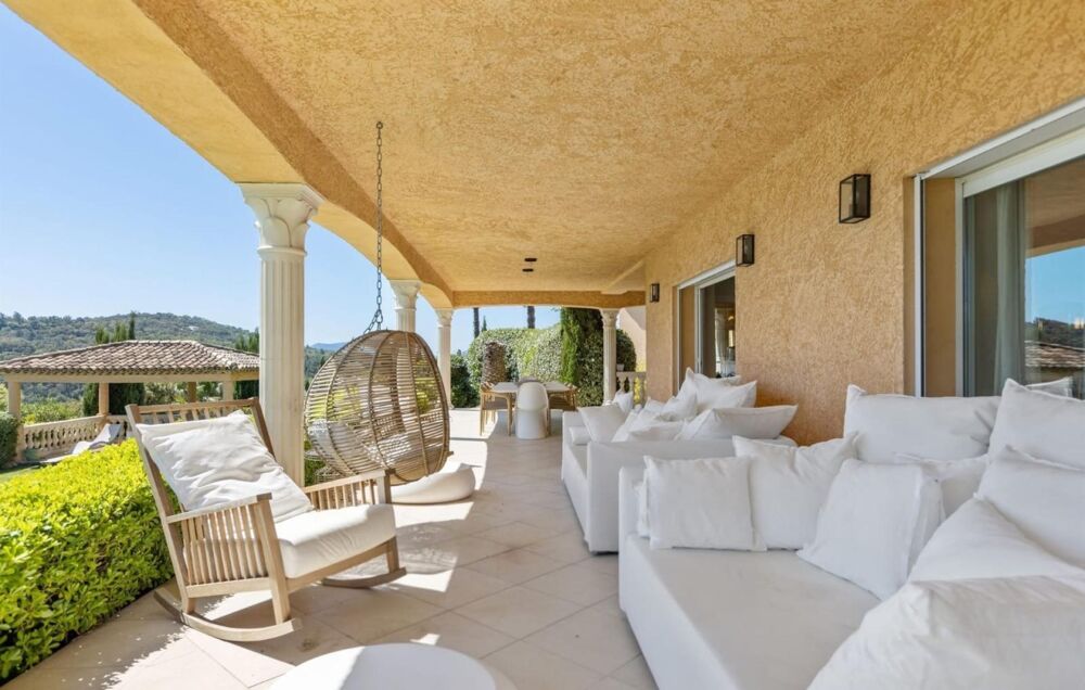 Vente Maison Superve villa dans les hauts de Grimaud dans un environnement sécurisé Grimaud