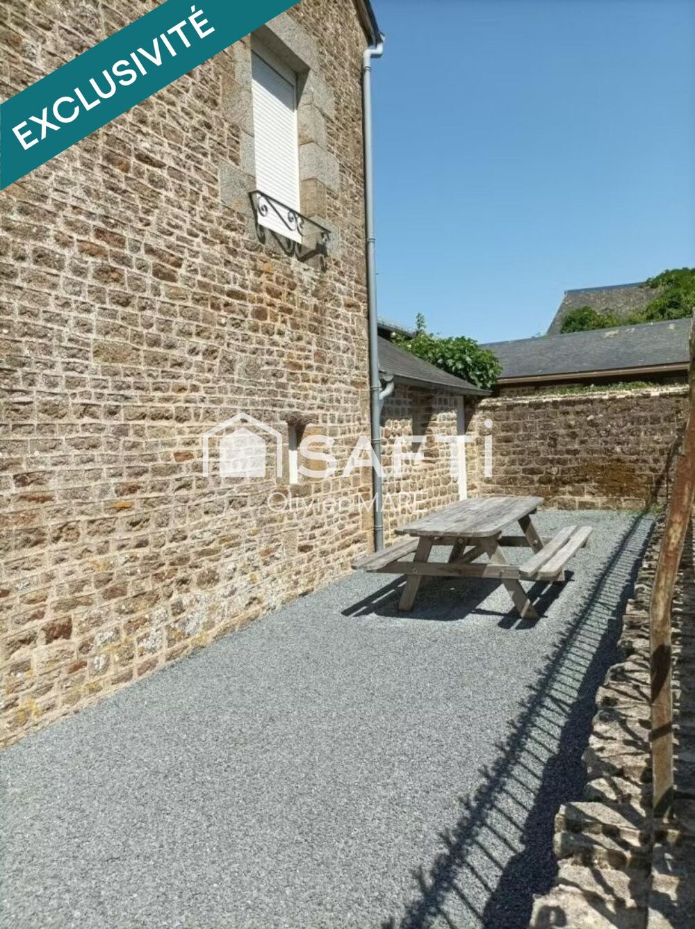 Vente Maison Maison en pierre, 108 m², 3 chs, cour/terrasse, La Forêt Auvray La foret-auvray