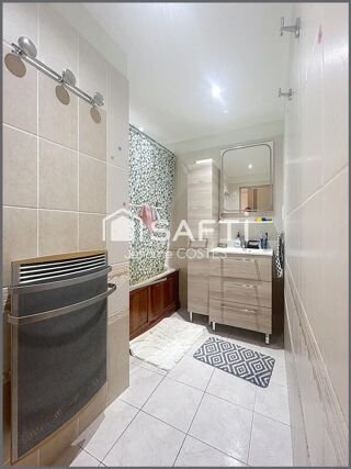  Immeuble � vendre 220 m�