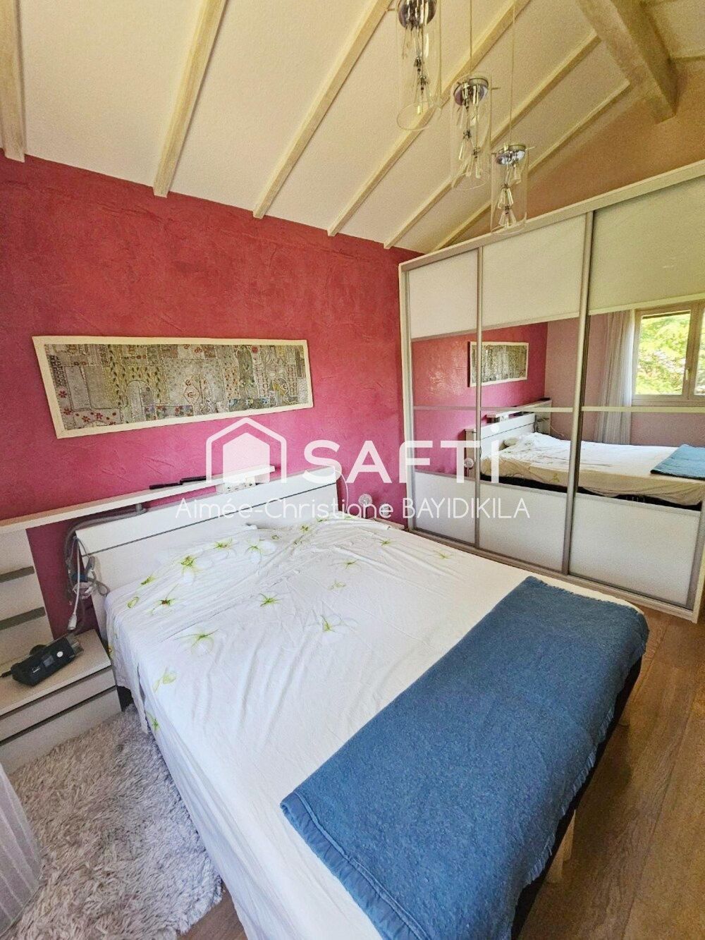 Vente Maison À Vendre  Maison Type T5 125 m². Saint -Laurent du - Pont ( 38380 ) Saint-laurent-du-pont