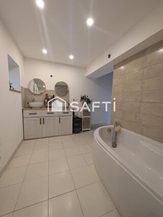  Maison � vendre 5 pi�ces 150 m�