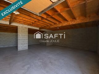  Parking / Garage à vendre 97 m²