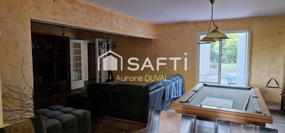Maison 4 chambres avec beau potentiel