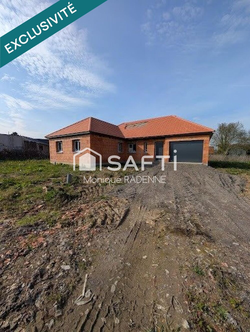 MAISON INDIVIDUELLE DE PLAIN PIED AVEC GARAGE
