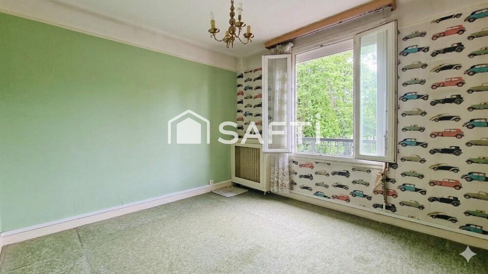 Grande maison familiale quartier pavillonnaire, avec jardin