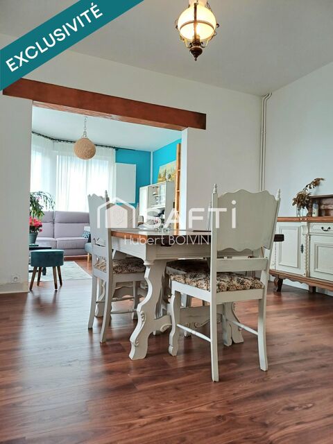   Jolie maison de bourg des ann�es 70, r�nov�e en 2022, alliant avec go�t le style 