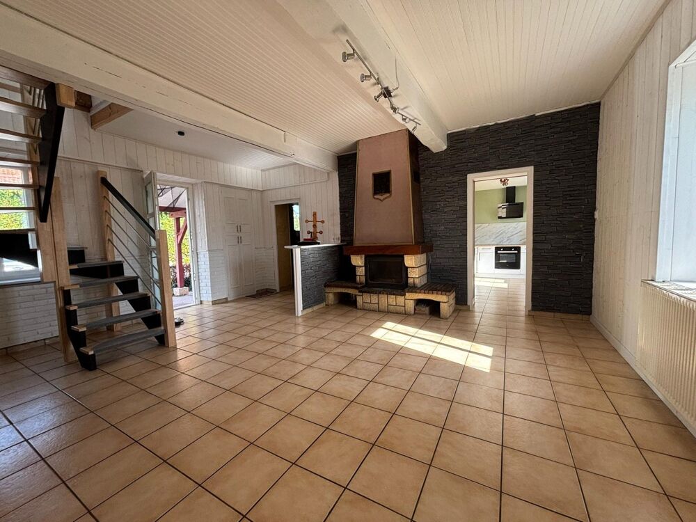 Vente Maison Ensemble Immobilier avec longère rénovée et nombreuses dépendances Montaigu-le-blin