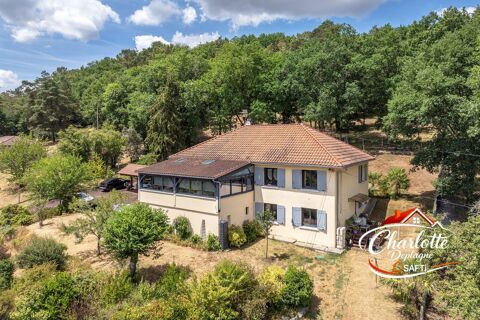   Belle propriété entièrement rénovée Maison - 9 pièce(s) - 207 m²