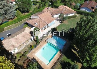  Maison à vendre 6 pièces 228 m²