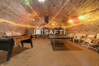  Maison � vendre 9 pi�ces 250 m�