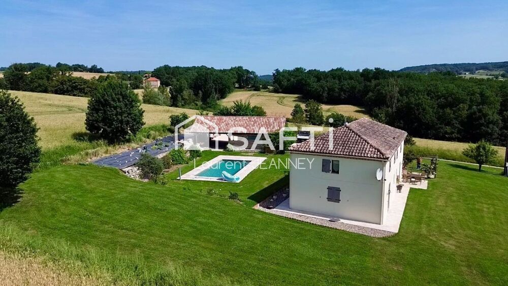 Propriété dException avec Vue Panoramique à Saint?Pastour Découvrez cette demeure dexception, nichée dans un écrin de nature