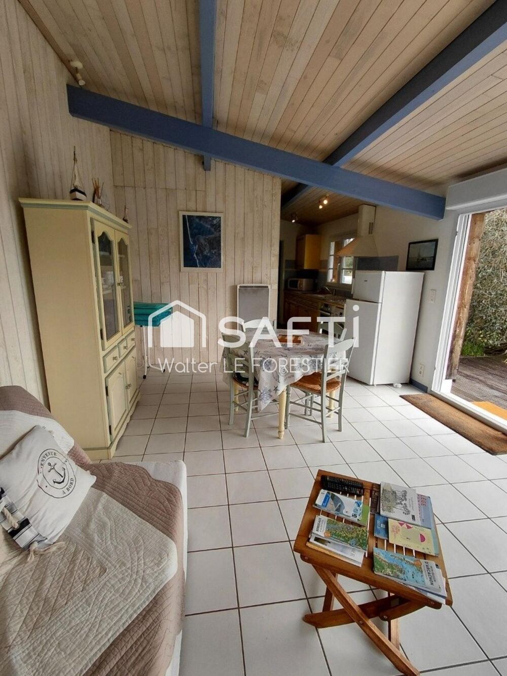 Vente Maison VILLA  AVEC GRAND TERRAIN ,TERRASSE COUVERTE. PISCINE. GARAGE. DEPENDANCE Lège-cap-ferret