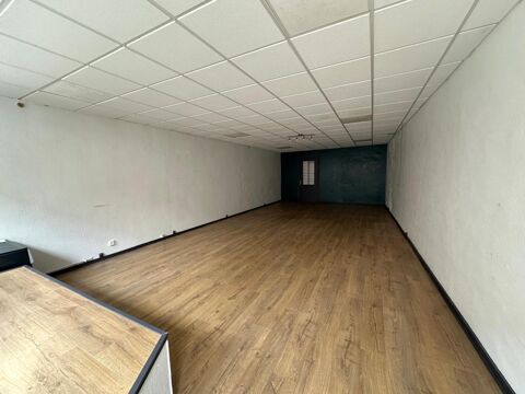   Espace commercial en plein coeur de Remiremont . 
