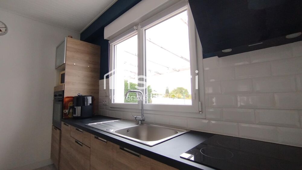 Vente Maison Maison 63 m² - 2 chambres, garage avec mezzanine Landevieille