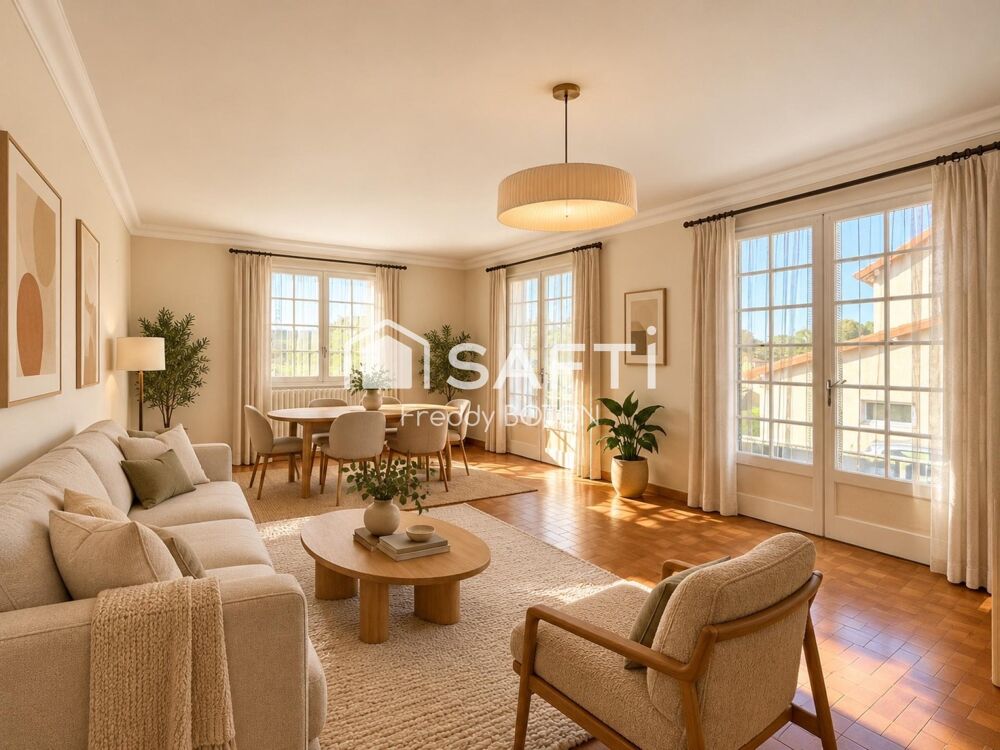 Vente Maison Maison lumineuse à rénover – 3 chambres – Sous-sol complet et grand garage Bressuire