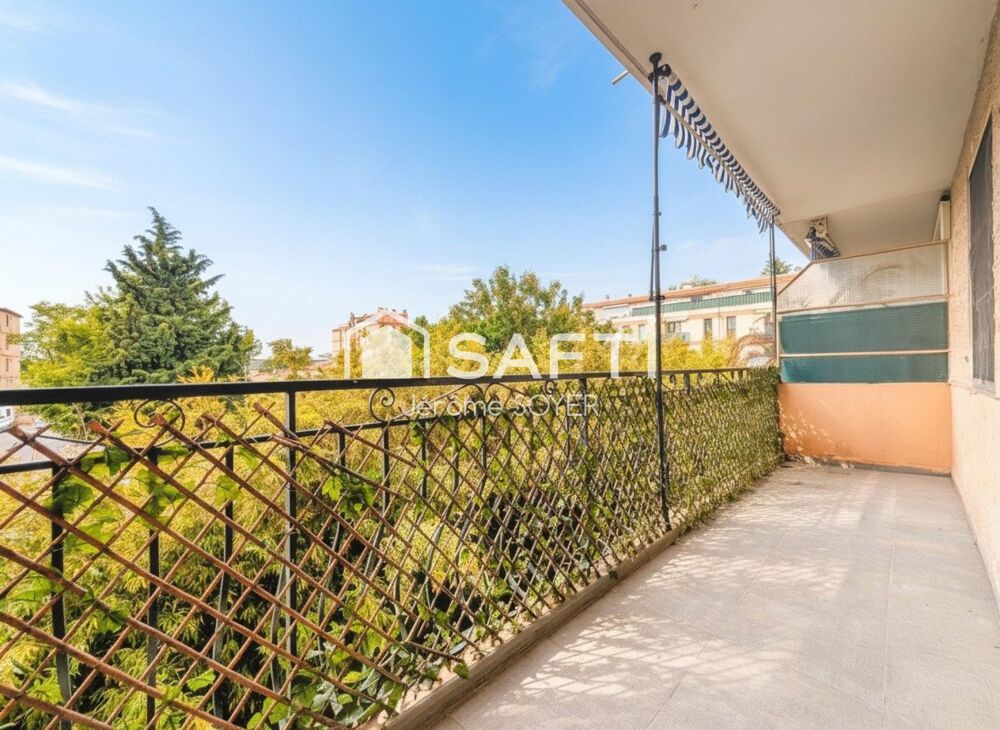 APPARTEMEMENT T3 79 m² AVEC BALCON