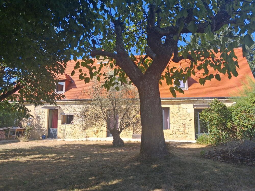 Vente Maison Ensemble immobilier composé d'une maison d'habitation, d'un séjoir à tabac, d'une sépendances en pierre non attennate, piscine e Salviac