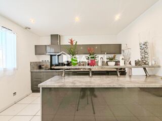  Maison � vendre 10 pi�ces 200 m�