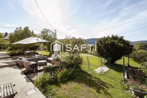   Au coeur du pays des lacs et montagnes Maison - 15 + pi�ce(s) - 548 m�