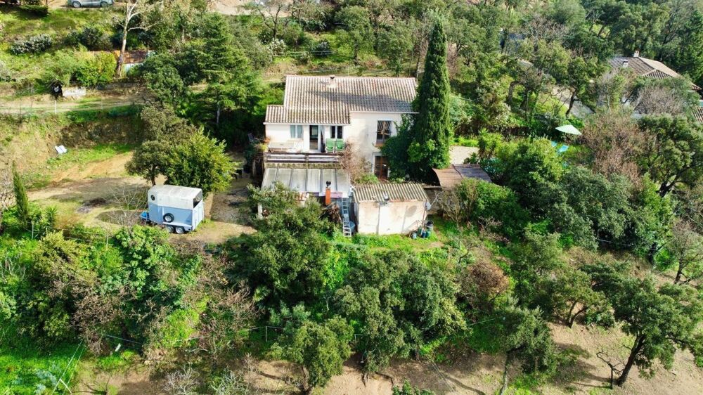Grimaud  Rare Hillside Estate, Gulf of St-Tropez