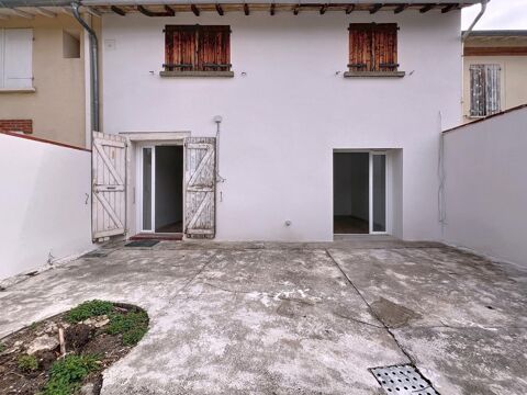   Appartement T3 enti�rement r�nov� avec cour priv�e Appartement - 3 pi�ce(s) - 63 m�