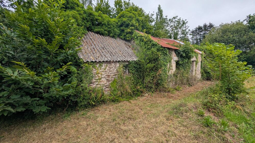 Vente Maison Maison type longère Bretonne à rénover entièrement à seulement 5 minutes des plages Treduder