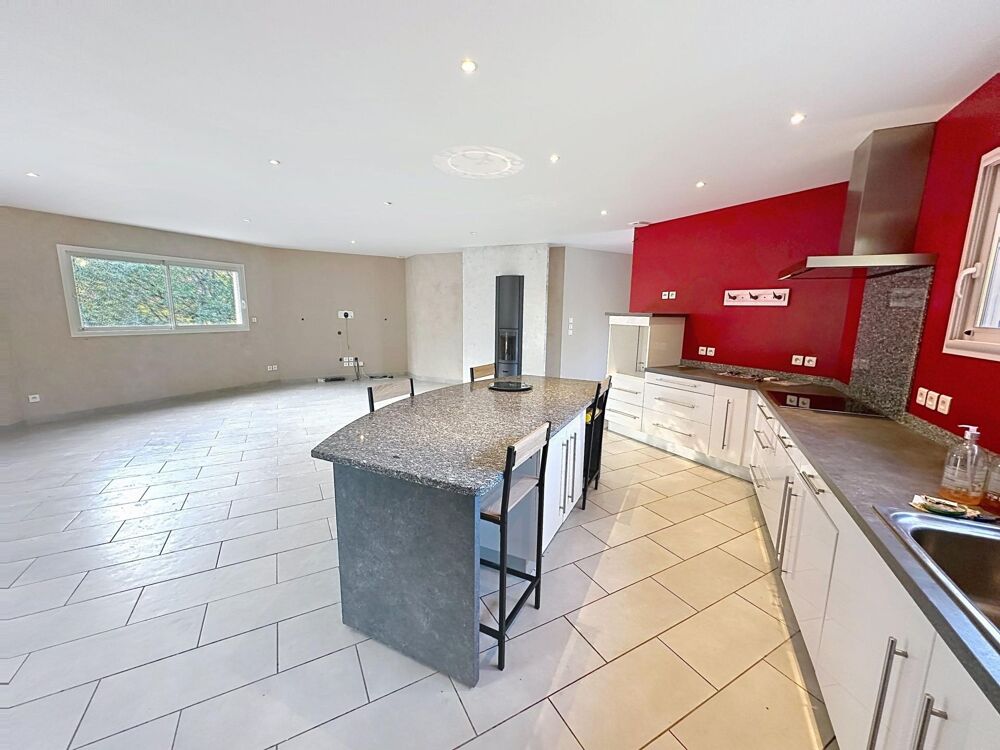 Vente Maison Maison de 143 m2 , 4 chambres , sous-sol Lalbenque
