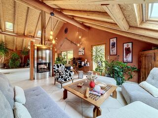 Vente Maison Ancienne ferme de caractère de 303 m² avec gîte indépendant, bureau et grand garage Mijoux