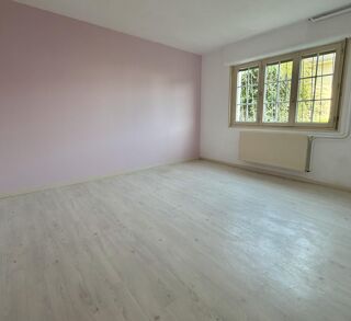  Maison à vendre 8 pièces 177 m²