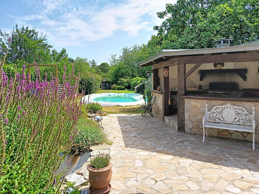 Vente Maison Très Belle Maison Ancienne avec Piscine et Superbe Extérieur Pontoise