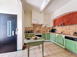  Maison  vendre 8 pices 238 m