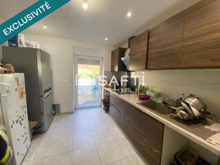  Immeuble � vendre 273 m�