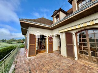  Maison  vendre 9 pices 254 m