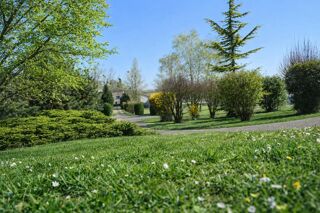  Maison � vendre 12 pi�ces 295 m�