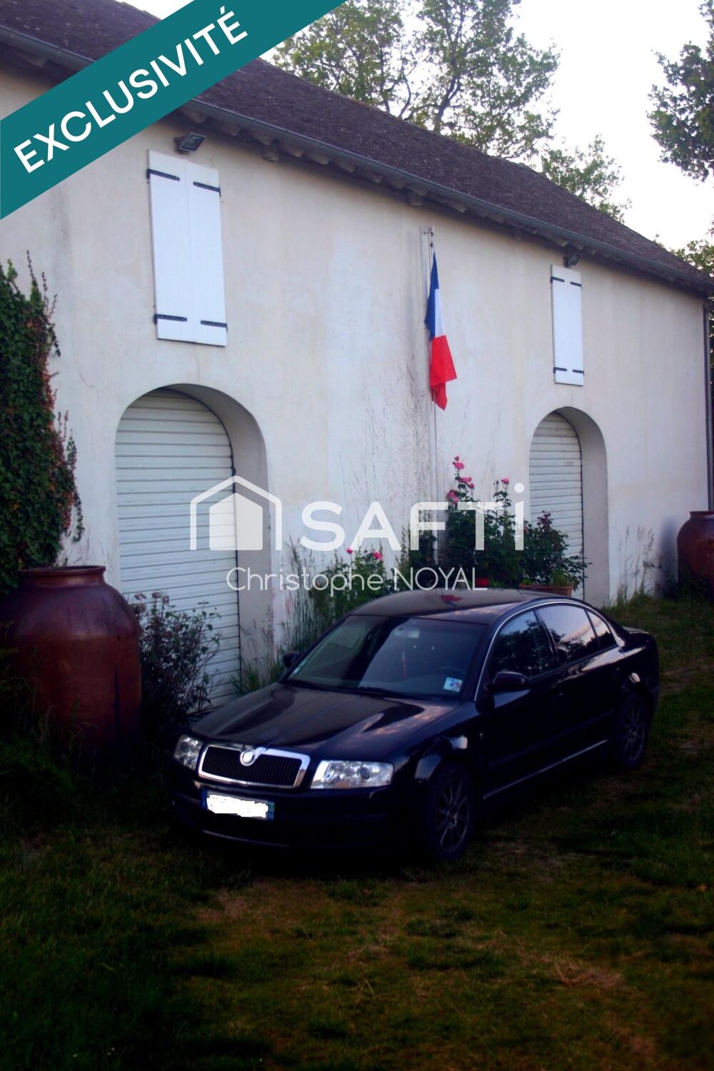 MAISON AVEC PISCINE
