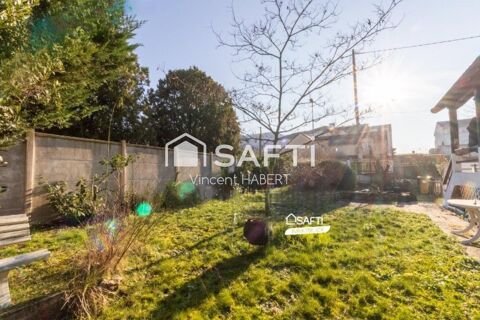   A deux minutes � pied du centre Maison - 4 pi�ce(s) - 58 m�