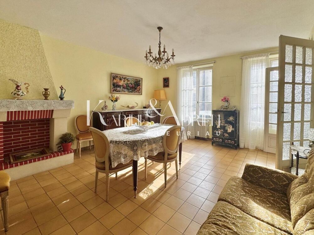 Vente Maison MAISON DE VILLE 2 CHAMBRES, DÉPENDANCE ET COUR Fontenay-le-comte