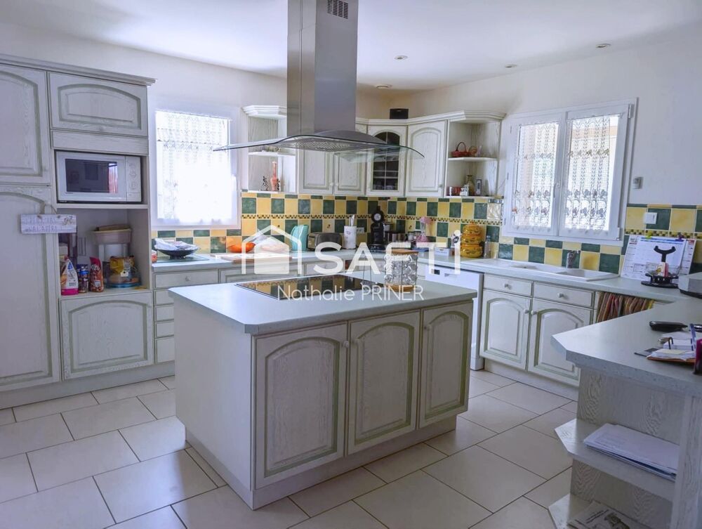 Vente Maison Spacieuse maison de plain-pied avec piscine Chauray
