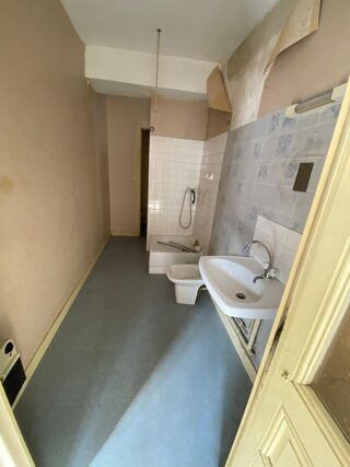  Immeuble à vendre 180 m²