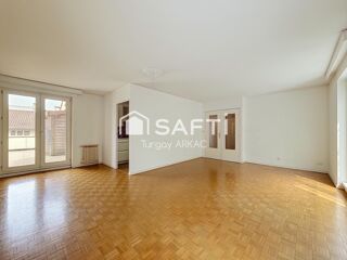  Appartement à vendre 5 pièces 138 m²