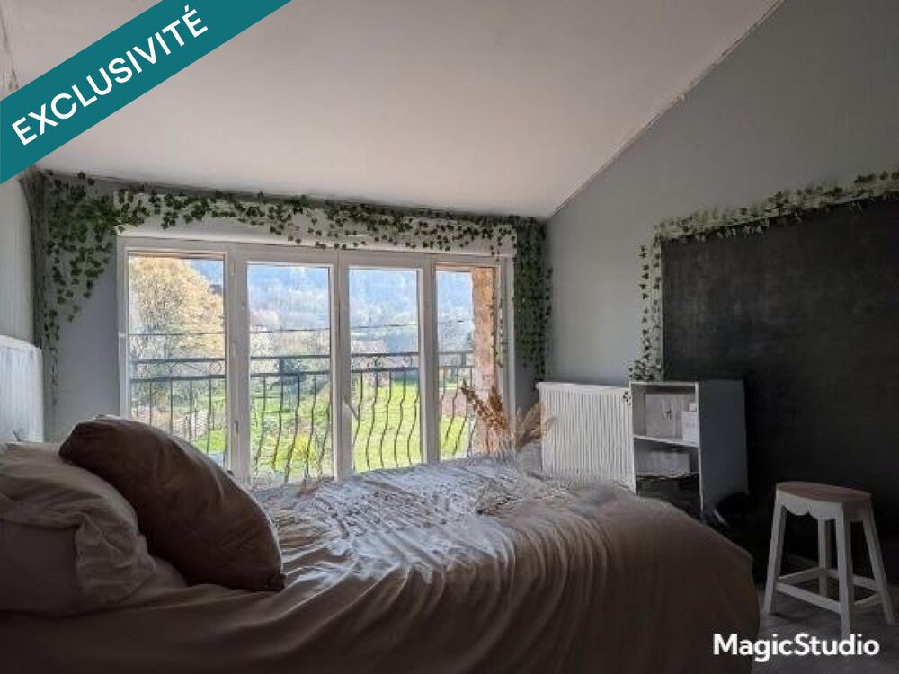 Maison rénovée en pierre 4 chambres, grande pièce a vivre avec cuisine ouverte avec terrain  à ARBOIS (Jura)