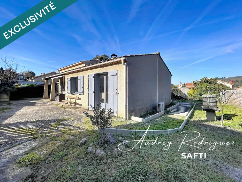 Maison de plain pied avec annexes