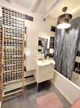  Immeuble � vendre 125 m�