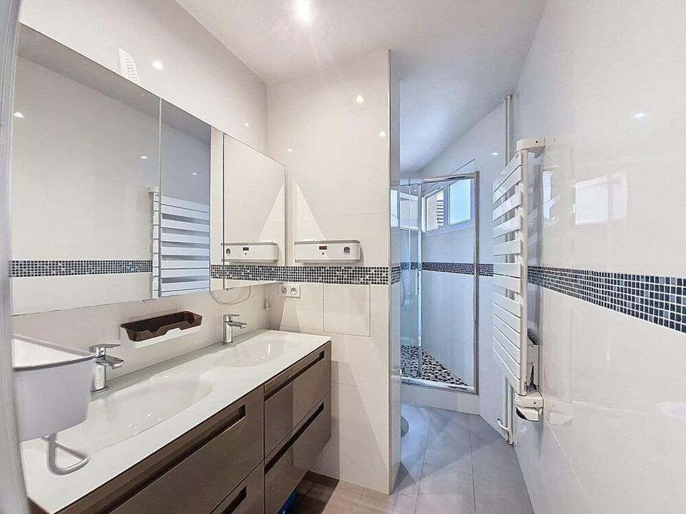 Vente Appartement appartement 69m2 batignolles Paris 17