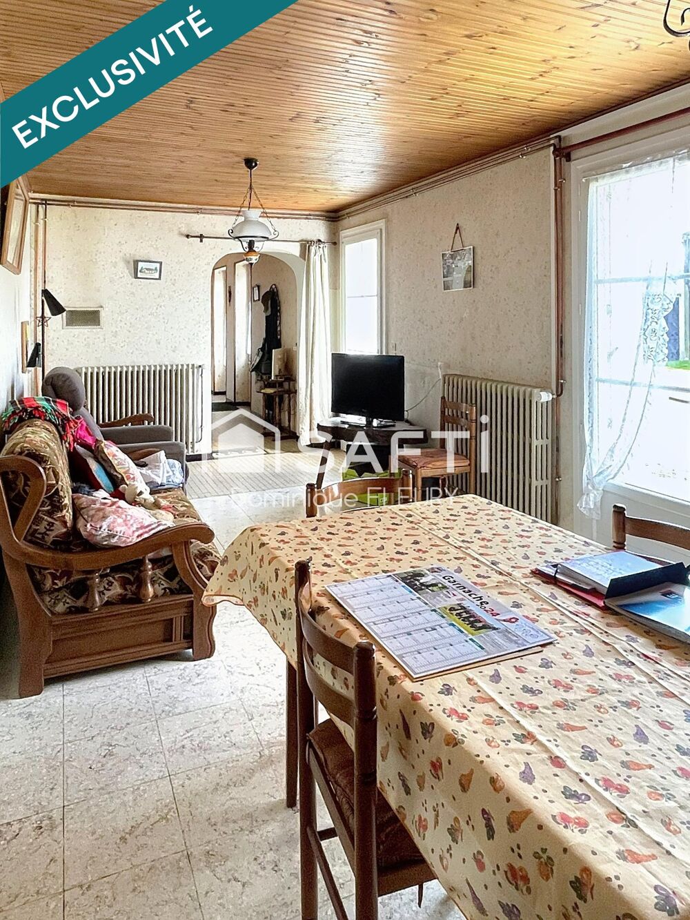 Vente Maison Maison de 102m² avec plus de 300m² de dépendances. Bois-de-cene