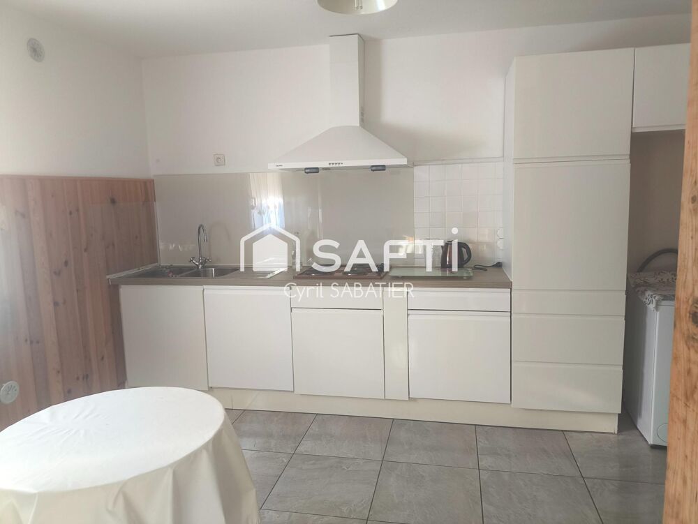 Maison 3 faces, 140m², 3 chambres, garage, sous sol