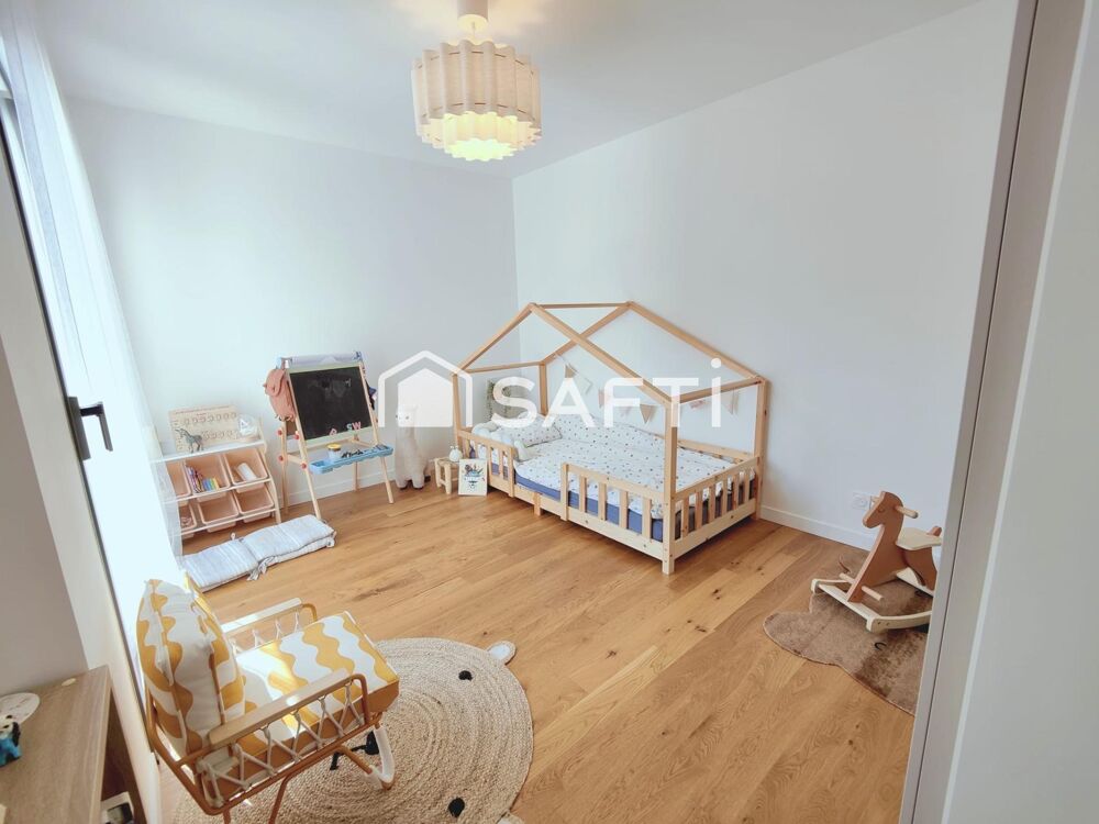 Vente Maison Maison d architecte contemporaine avec piscine, dépendance et prestations haut de gamme Merignac