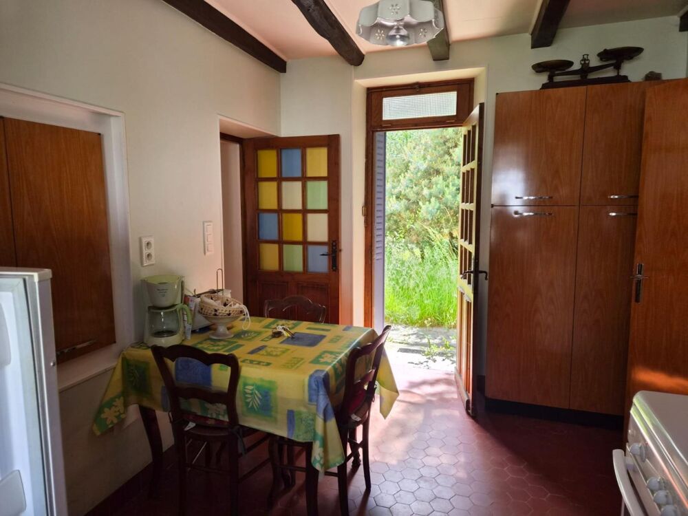 Vente Maison Charmante maison de bourg rénovée T4, garage Lalizolle